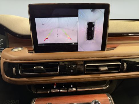 Used 2022 Lincoln Aviator Reserve w/ Equipment Group 201A RWD image 19