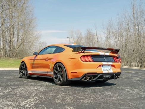 Used 2022 Ford Mustang Shelby GT500 w/ Carbon Fibre Track Pack image 37