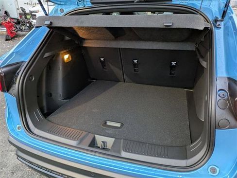 New 2026 Chevrolet Trax RS w/ Sunroof Package image 24