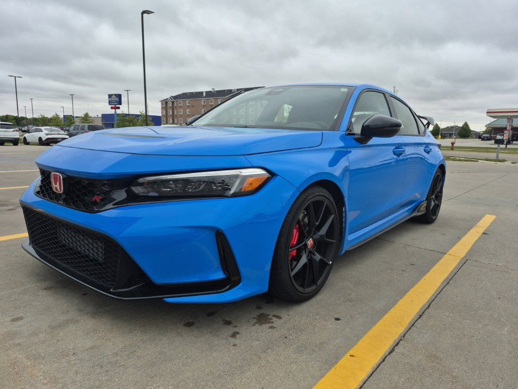 Used 2025 Honda Civic Type R image 5