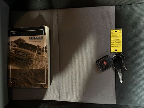 Used 2011 Ford Ranger XLT image 37