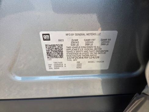 Used 2024 Cadillac XT4 Premium Luxury w/ Technology Package FWD image 22