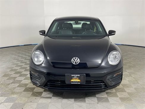 Used 2018 Volkswagen Beetle 2.0T S image 26