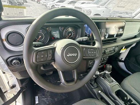 New 2026 Jeep Gladiator Sport image 11