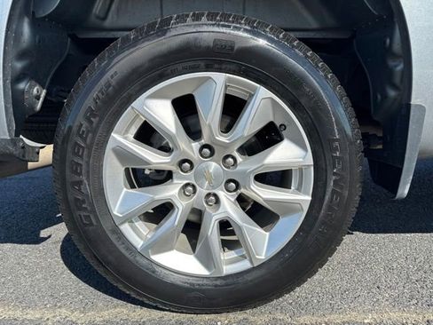 Used 2023 Chevrolet Silverado 1500 Custom AWD/4WD image 4