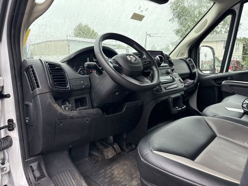 Used 2023 RAM ProMaster 3500 FWD image 5