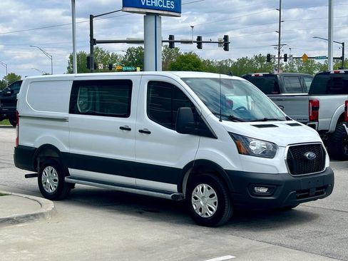 Certified 2025 Ford Transit 250 Low Roof w/ Exterior Upgrade Package RWD image 7