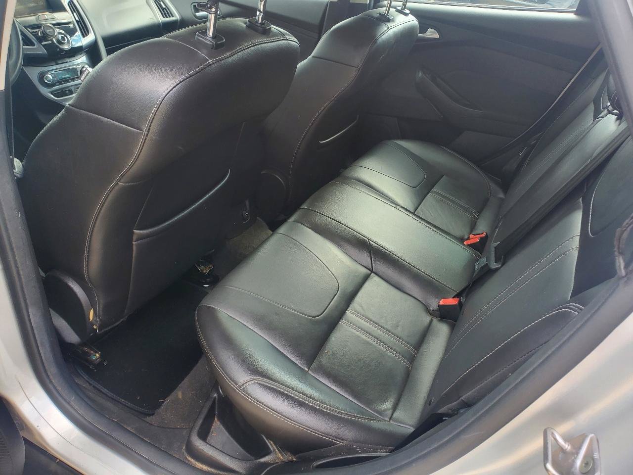 Used 2014 Ford Focus Titanium FWD image 13