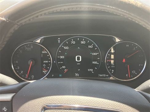 Used 2019 GMC Acadia Denali image 4