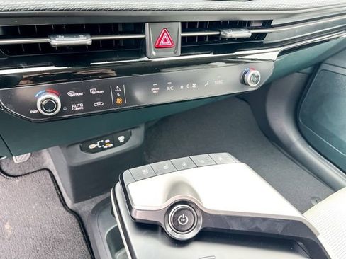 New 2025 Kia EV6 Wind AWD/4WD image 22