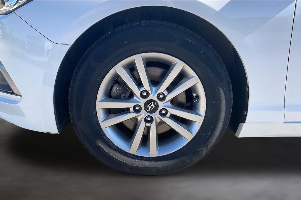 Used 2017 Hyundai Sonata SE FWD image 30