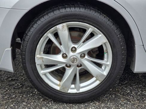 Used 2015 Nissan Altima 2.5 SV FWD image 21