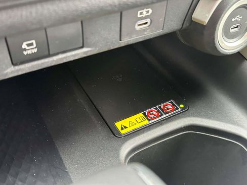 Used 2024 Toyota Grand Highlander AWD image 31