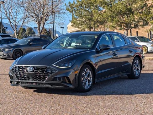 Used 2022 Hyundai Sonata SEL image 3