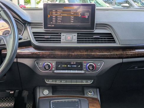 Used 2018 Audi Q5 2.0T Premium image 17