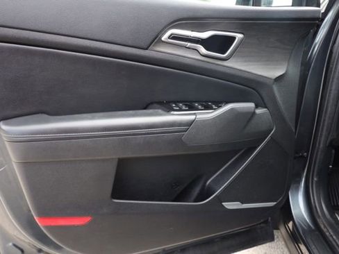 Certified 2023 Kia Sportage X-Line image 20