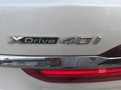 Used 2021 BMW X7 xDrive40i w/ Premium Package image 13