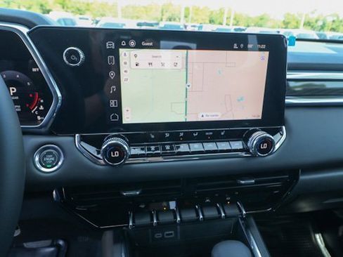 New 2025 GMC Canyon Elevation w/ Convenience Package image 19