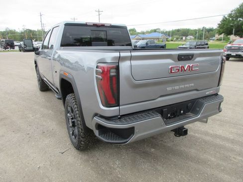New 2026 GMC Sierra 2500 AT4 w/ AT4 Premium Plus Package AWD/4WD image 9