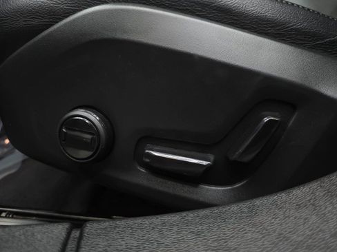 Used 2022 Volvo S60 B5 Inscription FWD image 28