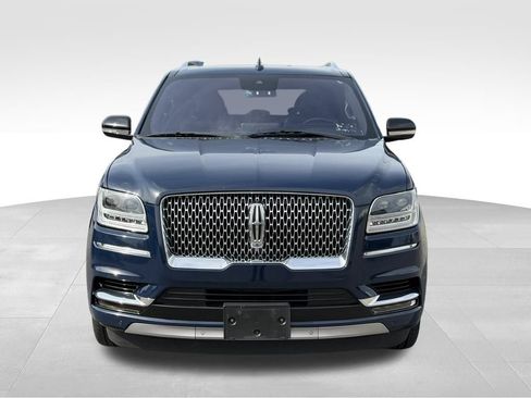 Used 2019 Lincoln Navigator L Reserve AWD/4WD image 2