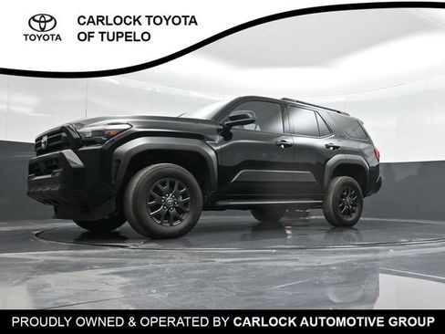 Used 2025 Toyota 4Runner SR5 AWD/4WD image 50