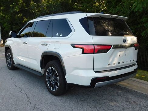 Used 2023 Toyota Sequoia Limited w/ Tow Technology Package RWD image 10