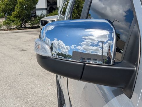 Used 2019 Ford Ranger Lariat w/ Equipment Group 501A Mid image 12