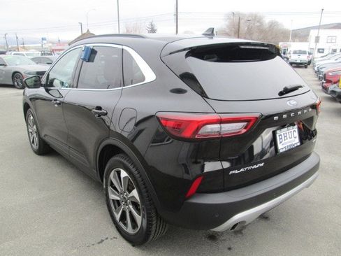 Used 2024 Ford Escape Platinum image 4