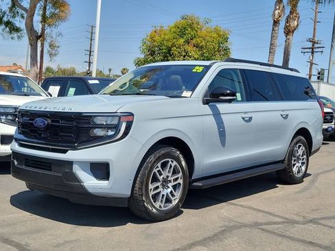 Certified 2025 Ford Expedition Max Active AWD/4WD image 31