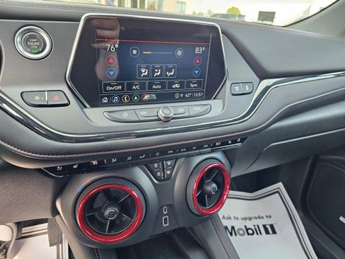 Used 2022 Chevrolet Blazer RS w/ Enhanced Convenience Package image 32