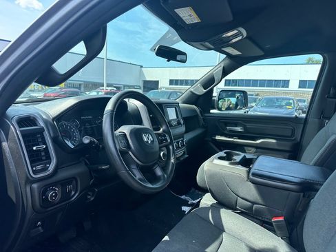 Used 2023 RAM 1500 Tradesman AWD/4WD image 7