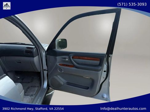 Used 2002 Lexus LX 470 4WD image 16