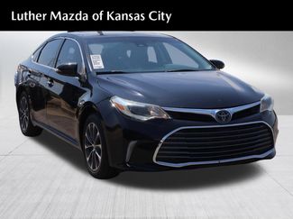 Used 2018 Toyota Avalon XLE Premium FWD video 1