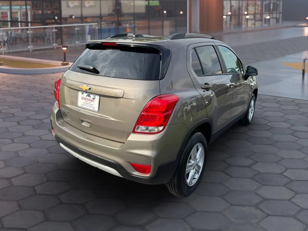 Used 2022 Chevrolet Trax LT w/ Driver Confidence Package AWD/4WD image 10