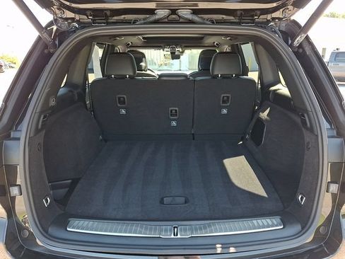 Used 2024 Jeep Grand Cherokee Overland w/ Luxury Tech Group IV AWD/4WD image 29