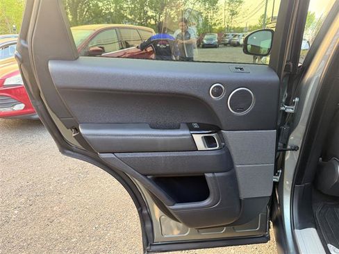 Used 2016 Land Rover Range Rover Sport HSE AWD/4WD image 12