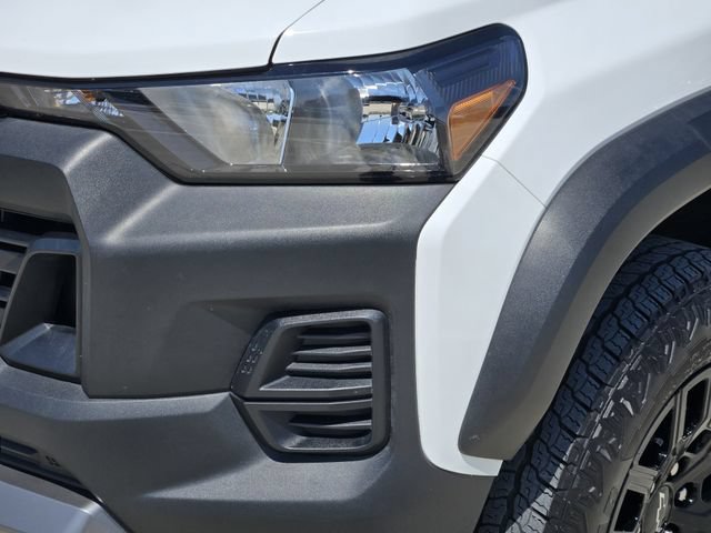 Used 2024 Chevrolet Colorado Trail Boss w/ Advanced Trailering Package AWD/4WD image 9