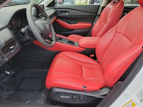 Used 2023 Honda Accord EX image 16