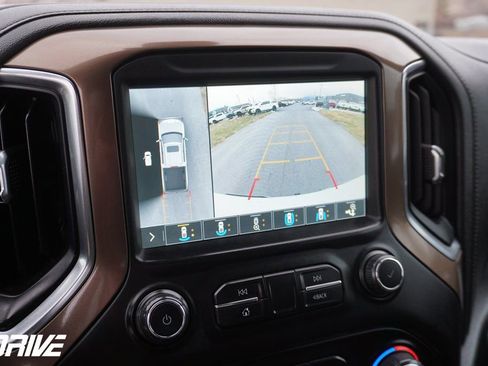 Used 2019 Chevrolet Silverado 1500 High Country image 28