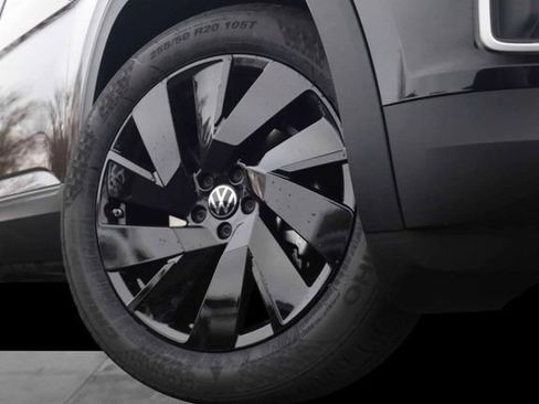 New 2026 Volkswagen Atlas SE image 3