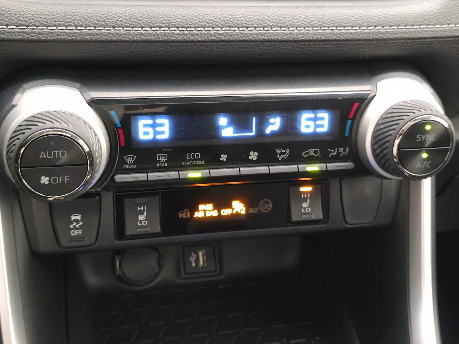 Certified 2025 Toyota RAV4 XLE w/ Convenience Package AWD/4WD image 15