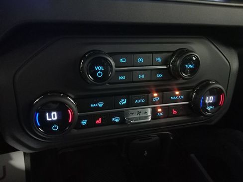 Used 2025 Ford Bronco Raptor AWD/4WD image 20