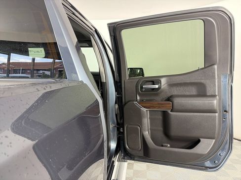 Used 2019 GMC Sierra 1500 SLT w/ SLT Premium Package AWD/4WD image 28