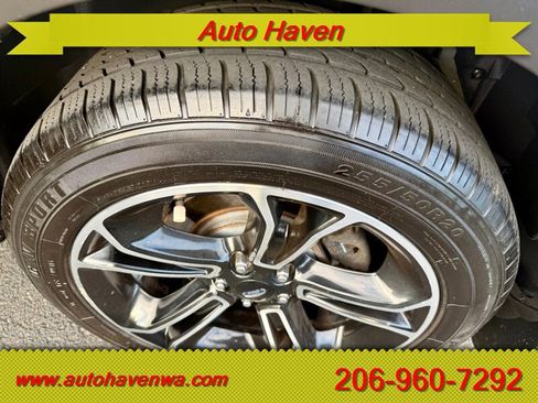 Used 2015 Ford Explorer Sport w/ Equipment Group 401A AWD/4WD image 16
