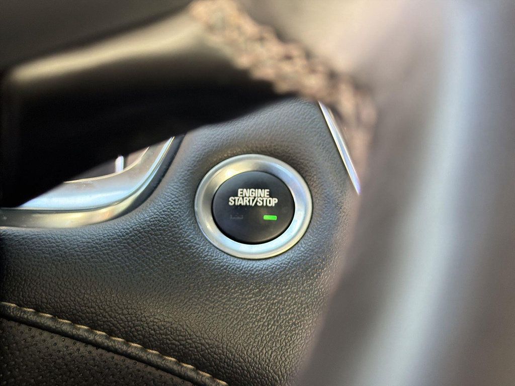 Used 2023 Chevrolet Traverse Premier w/ Redline Edition FWD image 16