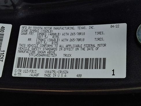 Used 2022 Toyota Tundra SR5 w/ SR5 Convenience Package AWD/4WD image 25
