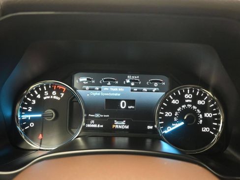 Used 2019 Ford F150 King Ranch w/ Equipment Group 601A Luxury AWD/4WD image 15