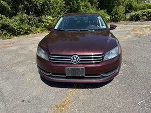 Used 2012 Volkswagen Passat 2.5 S image 2