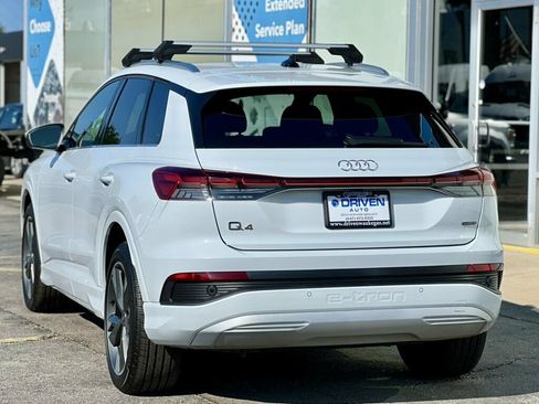 Used 2022 Audi Q4 e-tron Premium Plus w/ Premium Plus AWD/4WD image 34